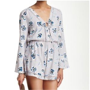 ASTR light purple romper, size XS